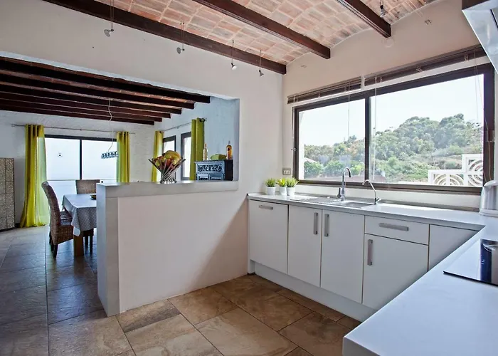 Casa Rocas *