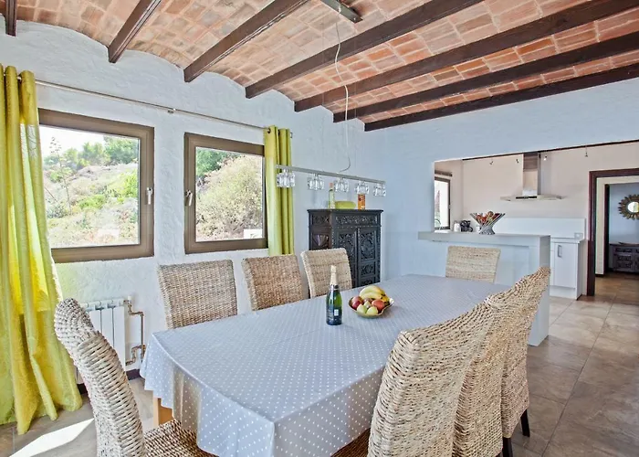 Casa Rocas