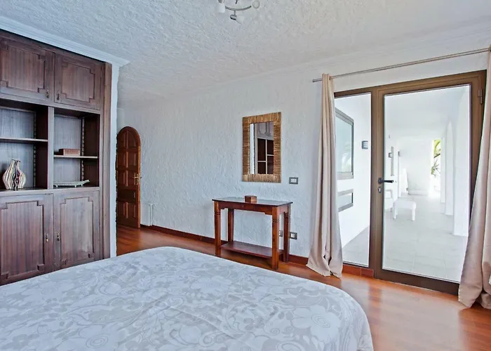 Casa Rocas Villa *